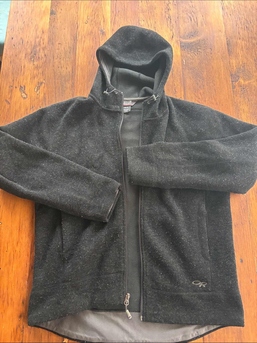 Outdoor Research will blend full-zip hooded jacket